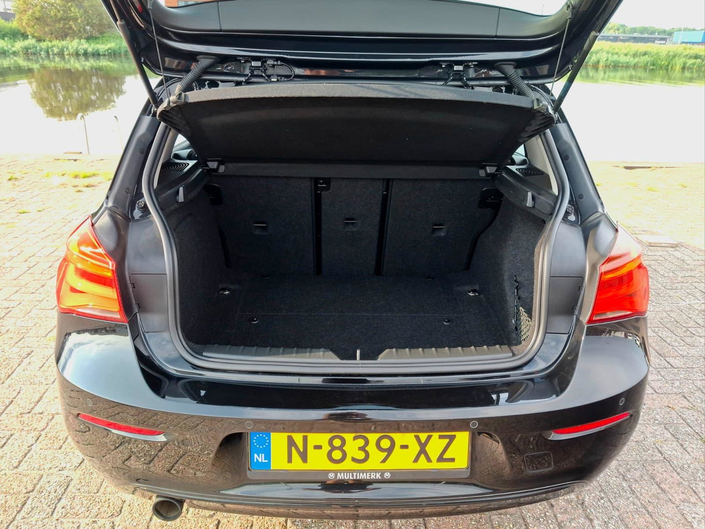 BMW 1 Serie 118i High Executive Sport | AUT | STOELVERW. | TREKHAAK AFNEEMBAAR | LMV