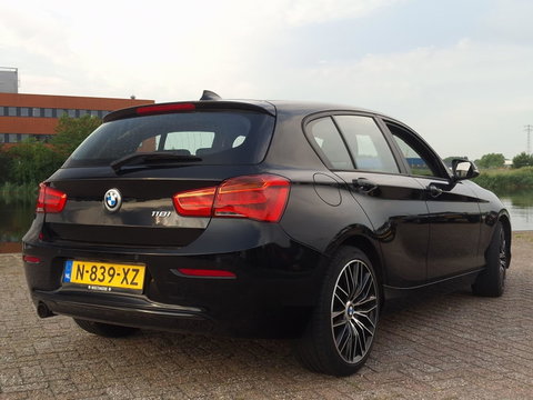 BMW 1 Serie 118i High Executive Sport | AUT | STOELVERW. | TREKHAAK AFNEEMBAAR | LMV