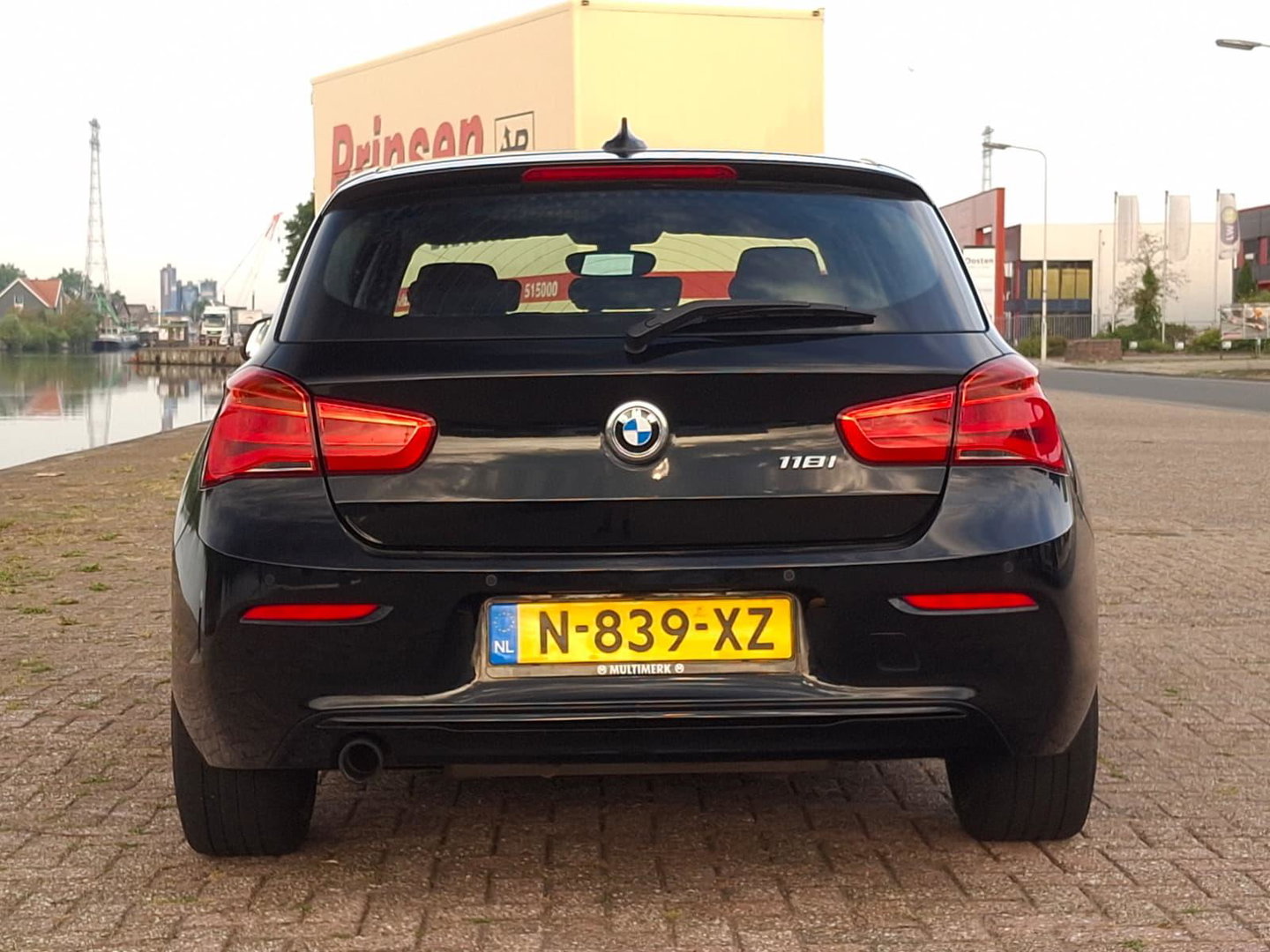 BMW 1 Serie 118i High Executive Sport | AUT | STOELVERW. | TREKHAAK AFNEEMBAAR | LMV