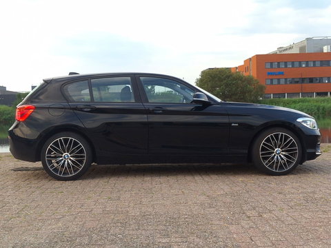 BMW 1 Serie 118i High Executive Sport | AUT | STOELVERW. | TREKHAAK AFNEEMBAAR | LMV