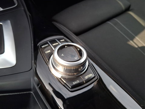BMW 1 Serie 118i High Executive Sport | AUT | STOELVERW. | TREKHAAK AFNEEMBAAR | LMV