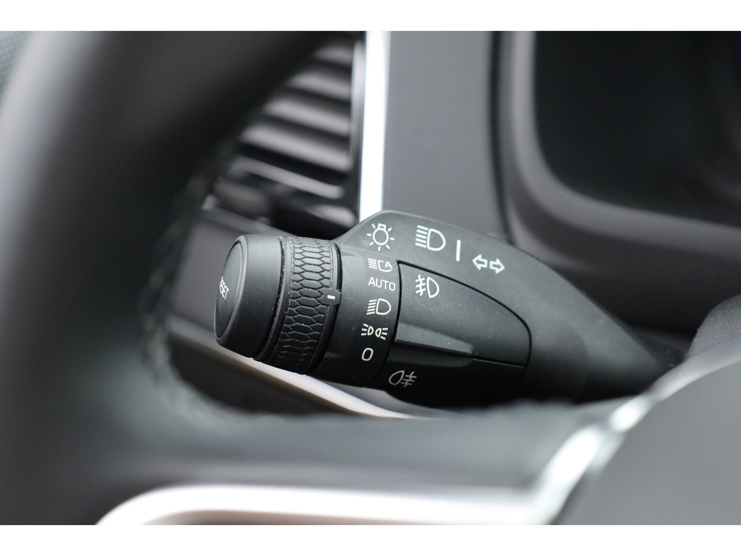 Volvo XC90 2.0 T8 Recharge AWD Ultimate Bright | Luchtvering | Massage | 360 camera | Bowers & Wilkins | Head-up |