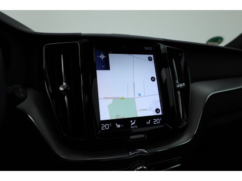 Volvo XC60 2.0 T5 R-Design | Rijklaar | Pano-dak | Trekhaak 2300kg | Head-up | Harman/  Kardon |  ACC | Blis | Camera |