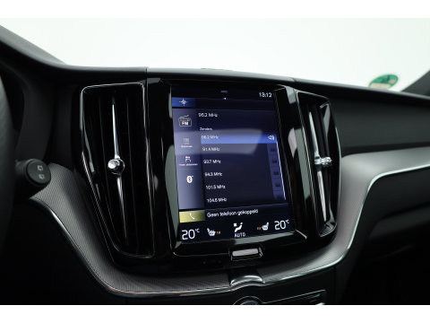 Volvo XC60 2.0 T5 R-Design | Rijklaar | Pano-dak | Trekhaak 2300kg | Head-up | Harman/  Kardon |  ACC | Blis | Camera |