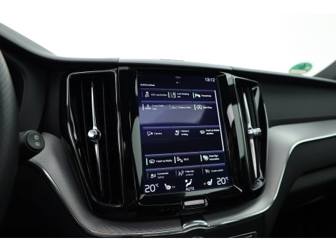 Volvo XC60 2.0 T5 R-Design | Rijklaar | Pano-dak | Trekhaak 2300kg | Head-up | Harman/  Kardon |  ACC | Blis | Camera |
