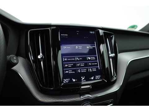 Volvo XC60 2.0 T5 R-Design | Rijklaar | Pano-dak | Trekhaak 2300kg | Head-up | Harman/  Kardon |  ACC | Blis | Camera |