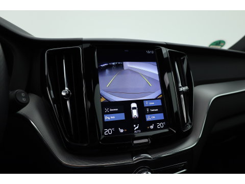 Volvo XC60 2.0 T5 R-Design | Rijklaar | Pano-dak | Trekhaak 2300kg | Head-up | Harman/  Kardon |  ACC | Blis | Camera |