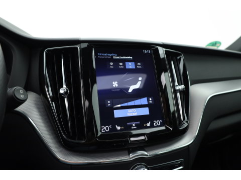 Volvo XC60 2.0 T5 R-Design | Rijklaar | Pano-dak | Trekhaak 2300kg | Head-up | Harman/  Kardon |  ACC | Blis | Camera |
