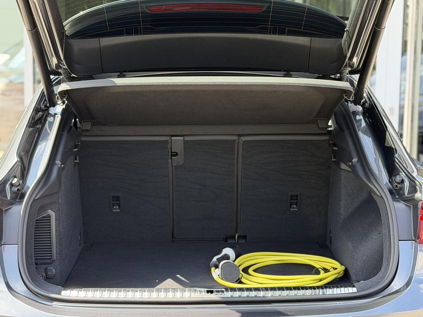 Audi Q3 Sportback 45 TFSI e S-Line |Pano|Memory|Sfeer|ACC|20"|Trekhaak|Daytona-Zwartoptiek