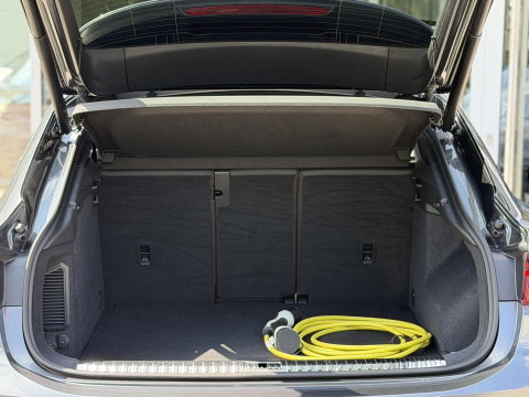Audi Q3 Sportback 45 TFSI e S-Line |Pano|Memory|Sfeer|ACC|20"|Trekhaak|Daytona-Zwartoptiek