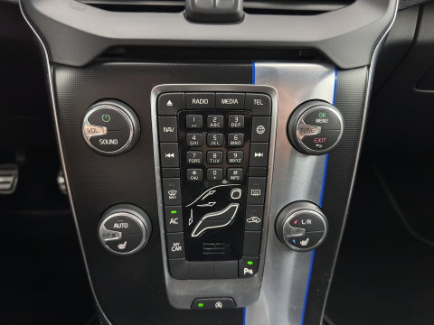 Volvo V40 2.0 D4 R-Design Business *LEATHER-MICROFIBRE | NAVI-FULLMAP | HEATED-SPORTSEATS | PRIVACY-GLASS | ECC | PDC | CRUISE | PREMIUM-AUDIO | 18''ALU*