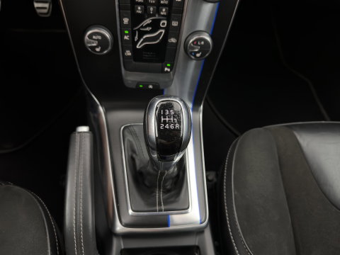 Volvo V40 2.0 D4 R-Design Business *LEATHER-MICROFIBRE | NAVI-FULLMAP | HEATED-SPORTSEATS | PRIVACY-GLASS | ECC | PDC | CRUISE | PREMIUM-AUDIO | 18''ALU*