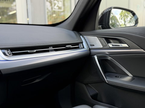 BMW X1 xDrive25e M-Sport |Pano|H/K|Leer|Innovation|360Cam|HUD|19"