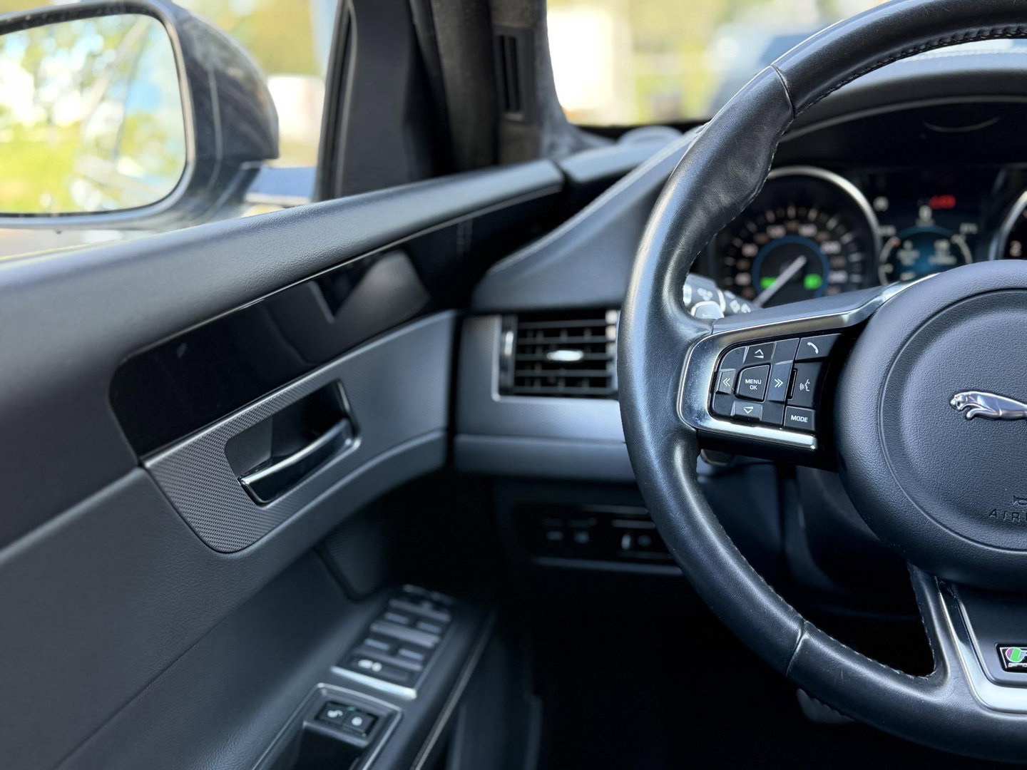 Jaguar XF Sportbrake 2.0t 250PK Chequered Flag |Pano|Leder