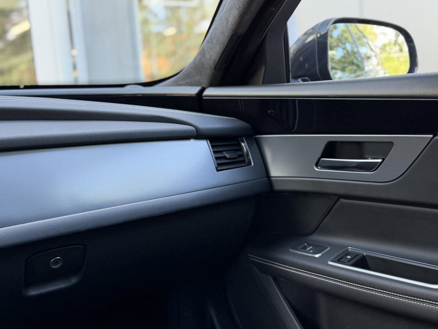 Jaguar XF Sportbrake 2.0t 250PK Chequered Flag |Pano|Leder