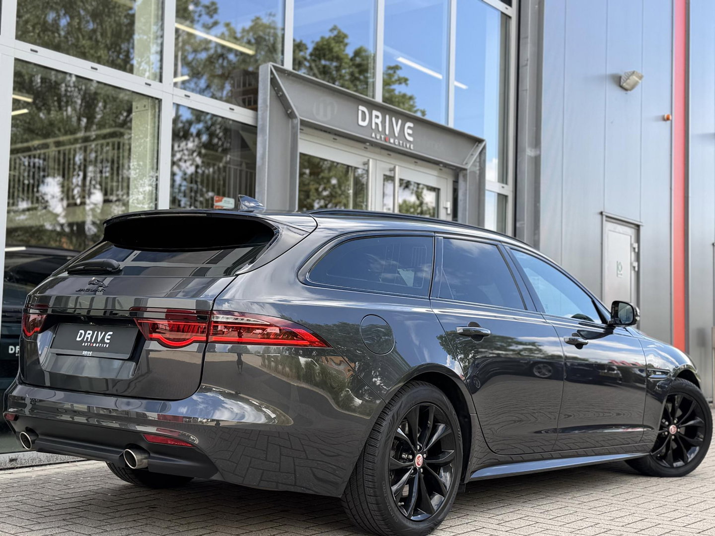 Jaguar XF Sportbrake 2.0t 250PK Chequered Flag |Pano|Leder