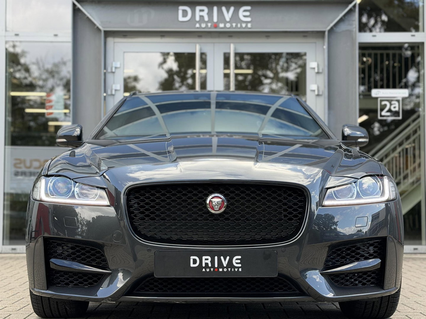 Jaguar XF Sportbrake 2.0t 250PK Chequered Flag |Pano|Leder