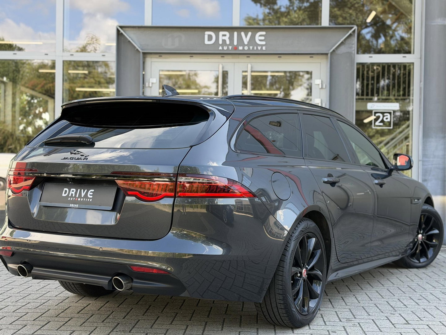 Jaguar XF Sportbrake 2.0t 250PK Chequered Flag |Pano|Leder