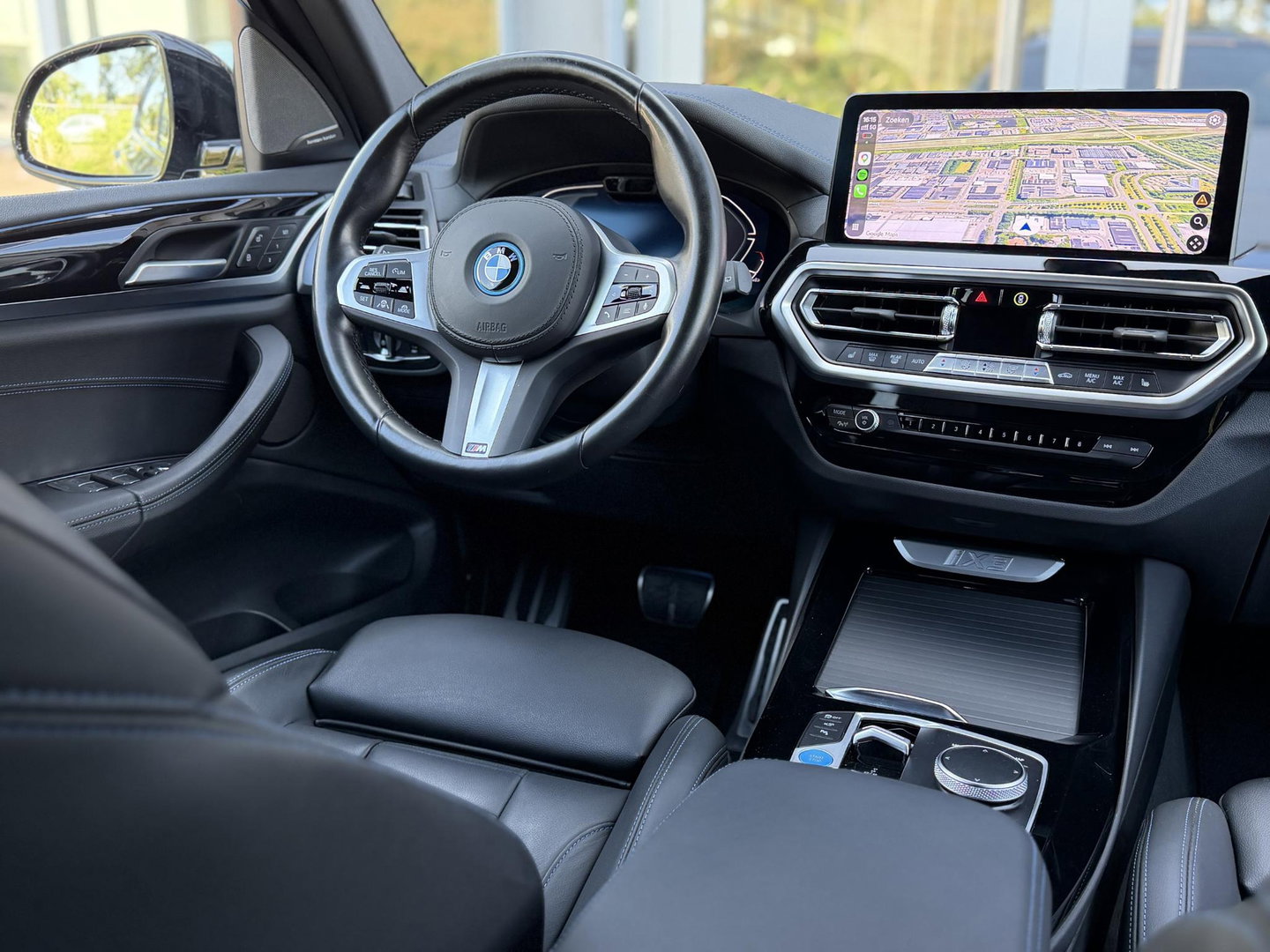BMW iX3 High Executive 80 kWh M-Sport |Pano|H/K|Laser|360Cam|20"|SOH96%|SOPHISTOGRAU