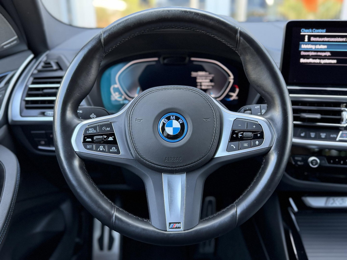 BMW iX3 High Executive 80 kWh M-Sport |Pano|H/K|Laser|360Cam|20"|SOH96%|SOPHISTOGRAU