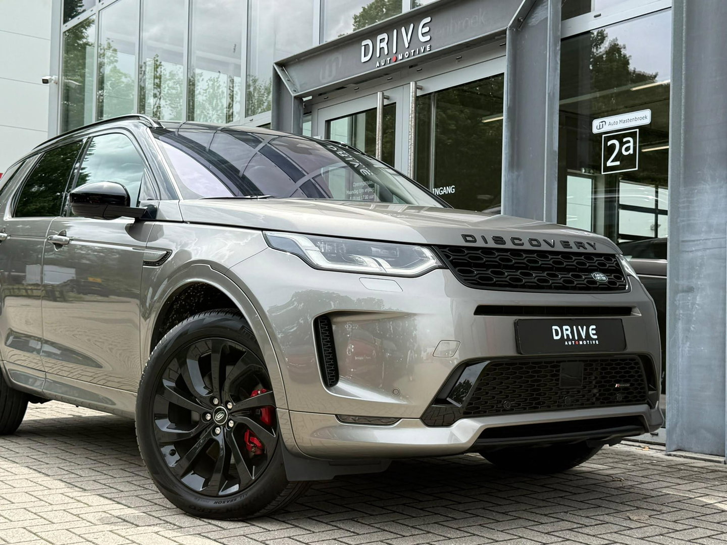 Land Rover Discovery Sport P300e 1.5 R-Dynamic HSE |Pano|ACC|Ventilatie|Winter|Meridian|Sfeer|El.Trekhaak|Silicon Premium