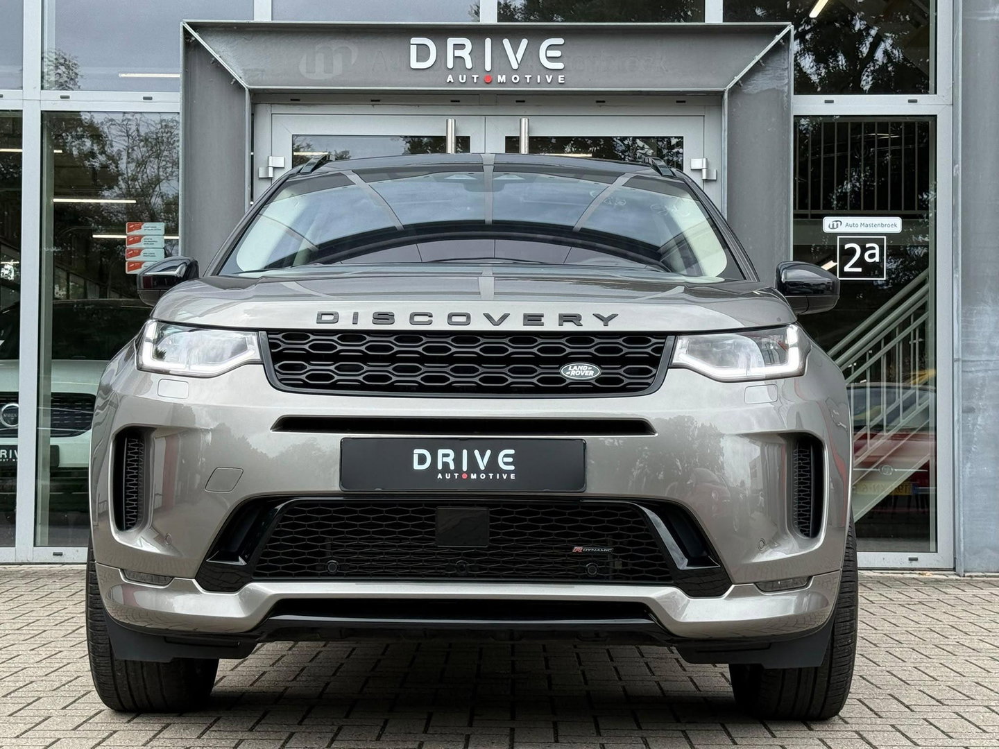 Land Rover Discovery Sport P300e 1.5 R-Dynamic HSE |Pano|ACC|Ventilatie|Winter|Meridian|Sfeer|El.Trekhaak|Silicon Premium