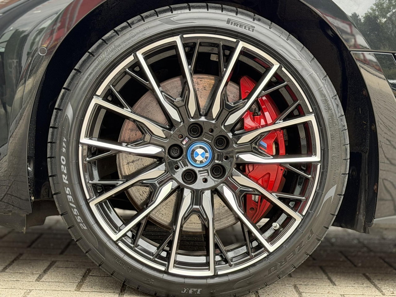 BMW i4