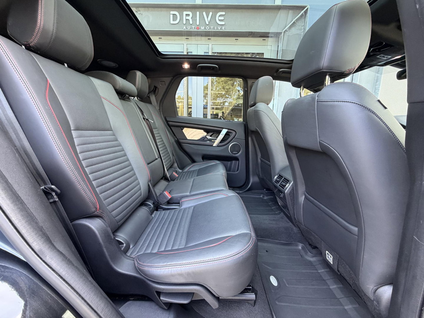 Land Rover Discovery Sport P300e 1.5 R-Dynamic HSE |Pano|ACC|Winter|Meridian|El.Trekhaak|