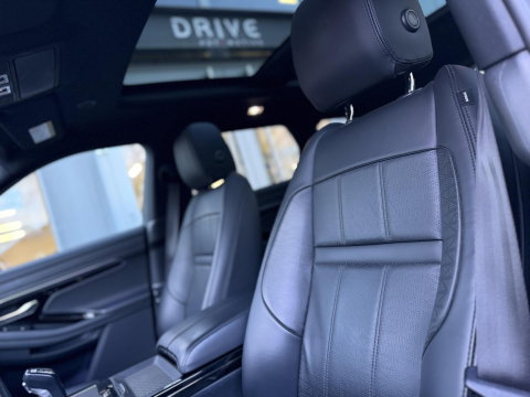 Land Rover Range Rover Evoque 1.5 P300e AWD R-Dynamic HSE Black Style|Schuif/kantel dak|Sfeer|Meridian|Matrix|Trekhaak