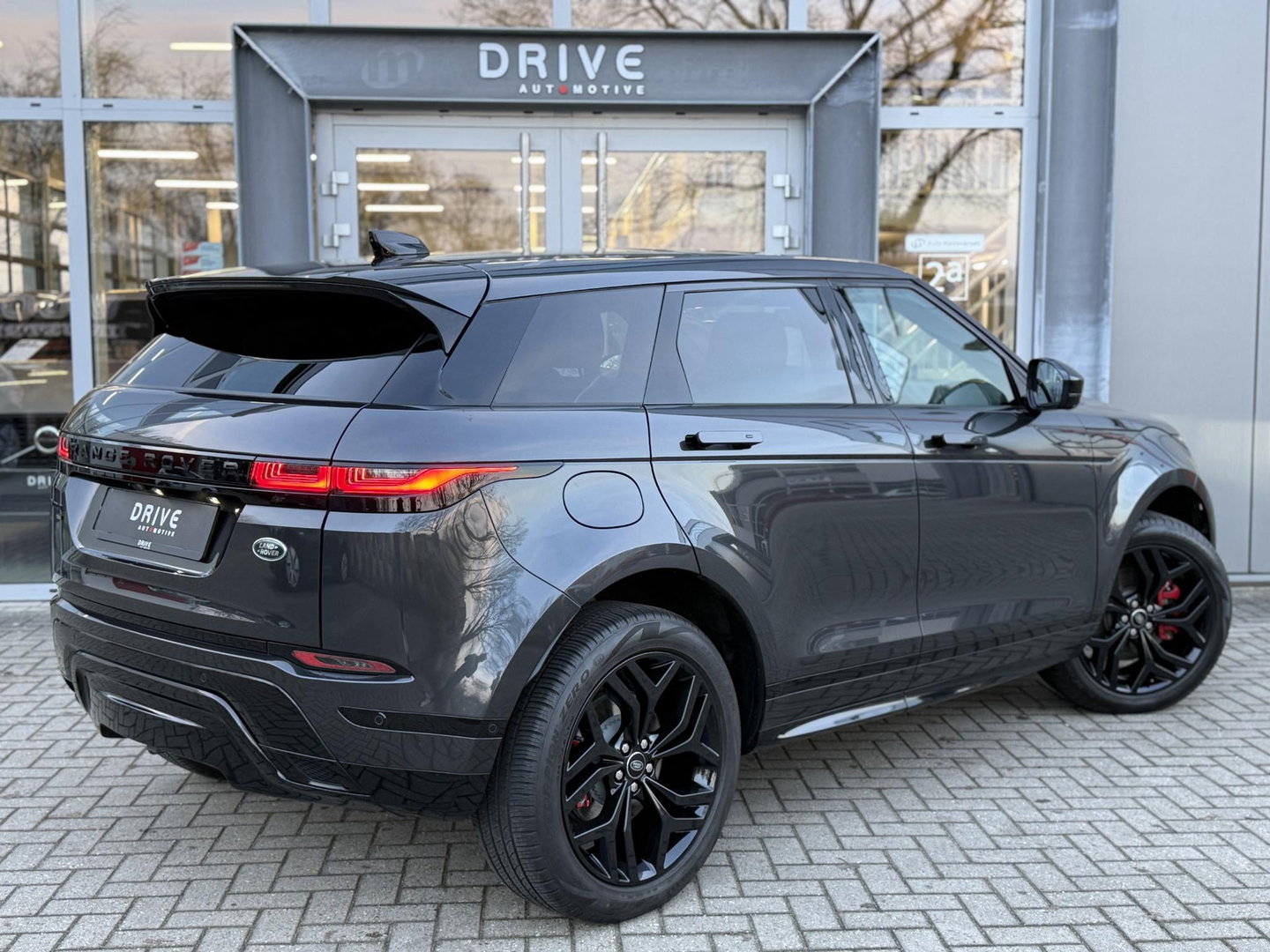 Land Rover Range Rover Evoque 1.5 P300e AWD R-Dynamic HSE Black Style|Schuif/kantel dak|Sfeer|Meridian|Matrix|Trekhaak