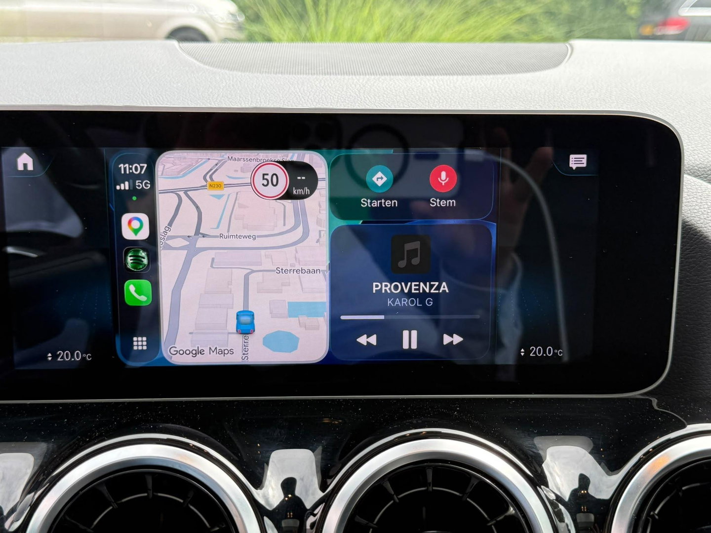 Mercedes-Benz B-Klasse 200 Bus. Solution AMG Night|Pano|Carplay|Sfeer|Cam|Trekhaak
