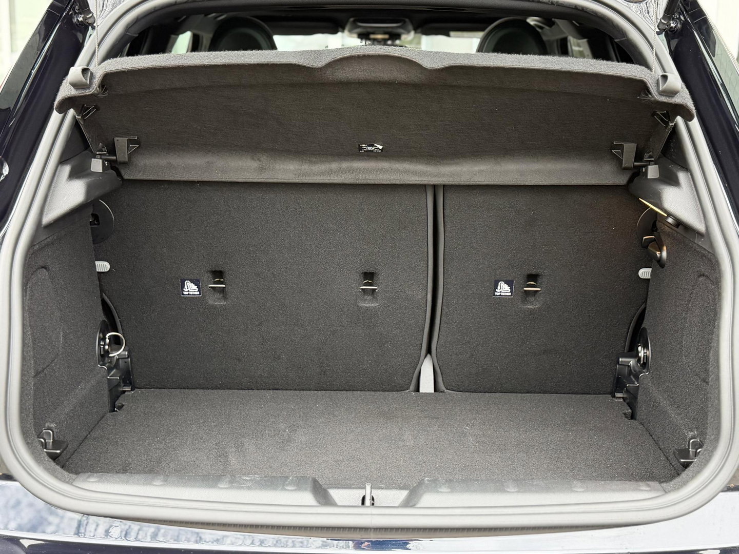 MINI 5-deurs 1.5 Cooper Dalston Edition JCW|Pano|H/K|Enigmatic Black