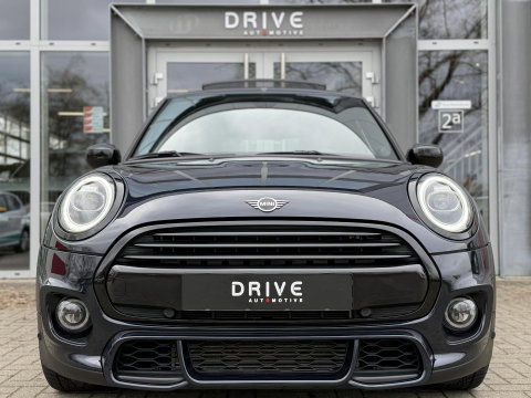 MINI 5-deurs 1.5 Cooper Dalston Edition JCW|Pano|H/K|Enigmatic Black