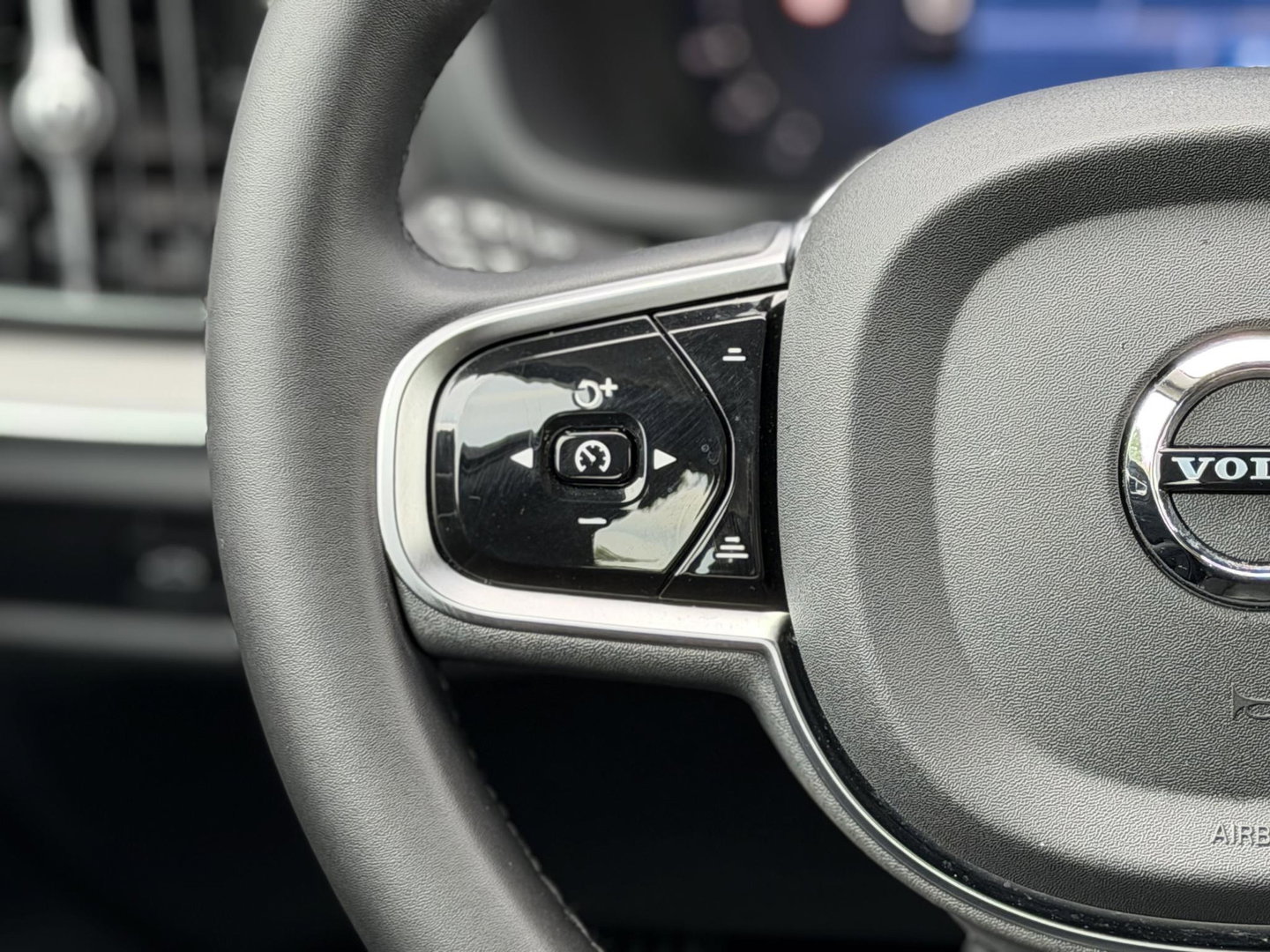 Volvo S60 2.0 Recharge T8 AWD 455PK Plus Bright |Schuif/kantel dak|H/K|360Cam|AutoPilot