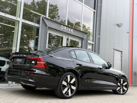 Volvo S60 2.0 Recharge T8 AWD 455PK Plus Bright |Schuif/kantel dak|H/K|360Cam|AutoPilot