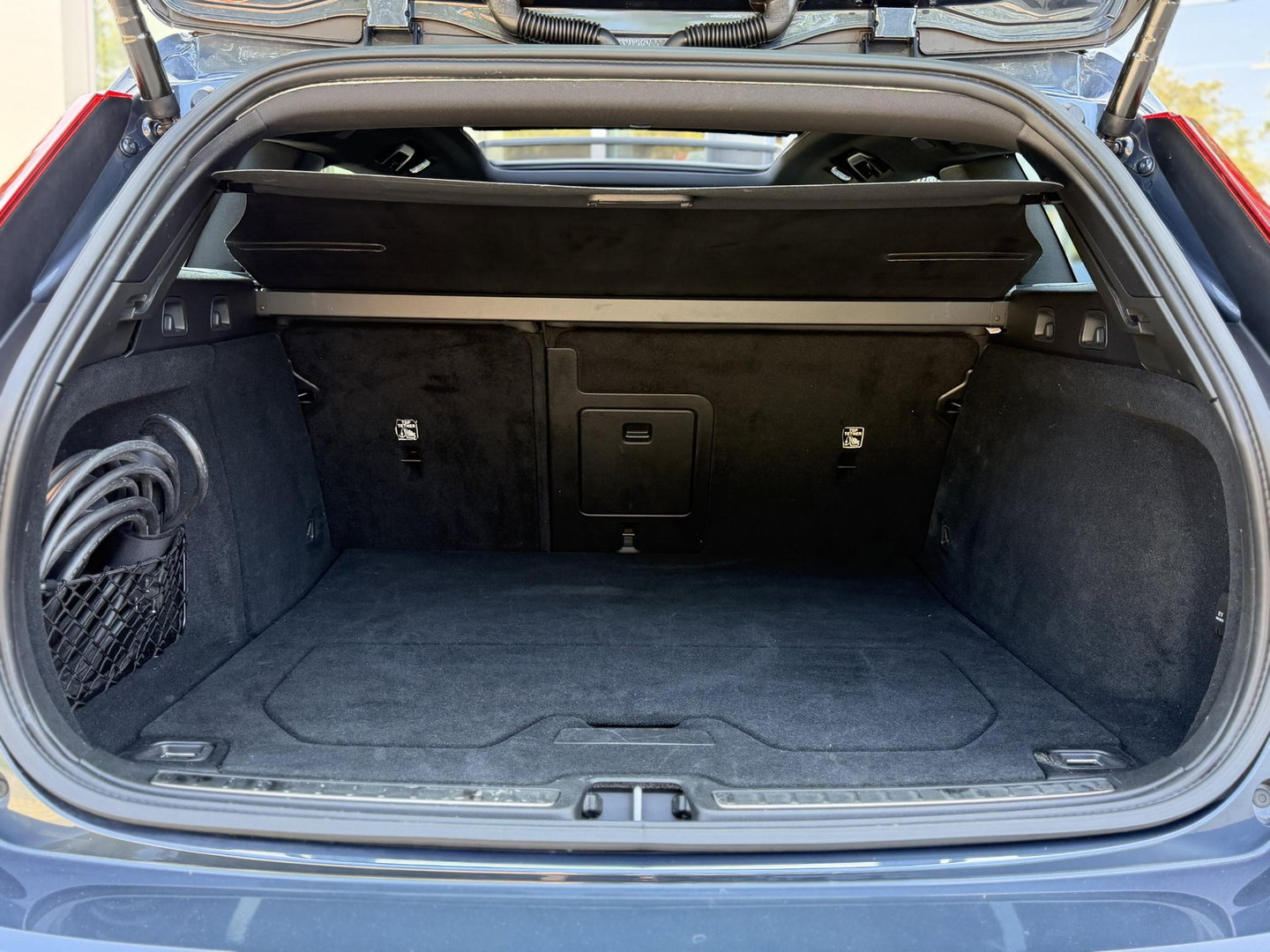Volvo V60 2.0 T6 Plug-in hybrid 350Pk AWD Plus Dark Long Range|Pano|H/K|360Cam|Pilot|Trekhaak