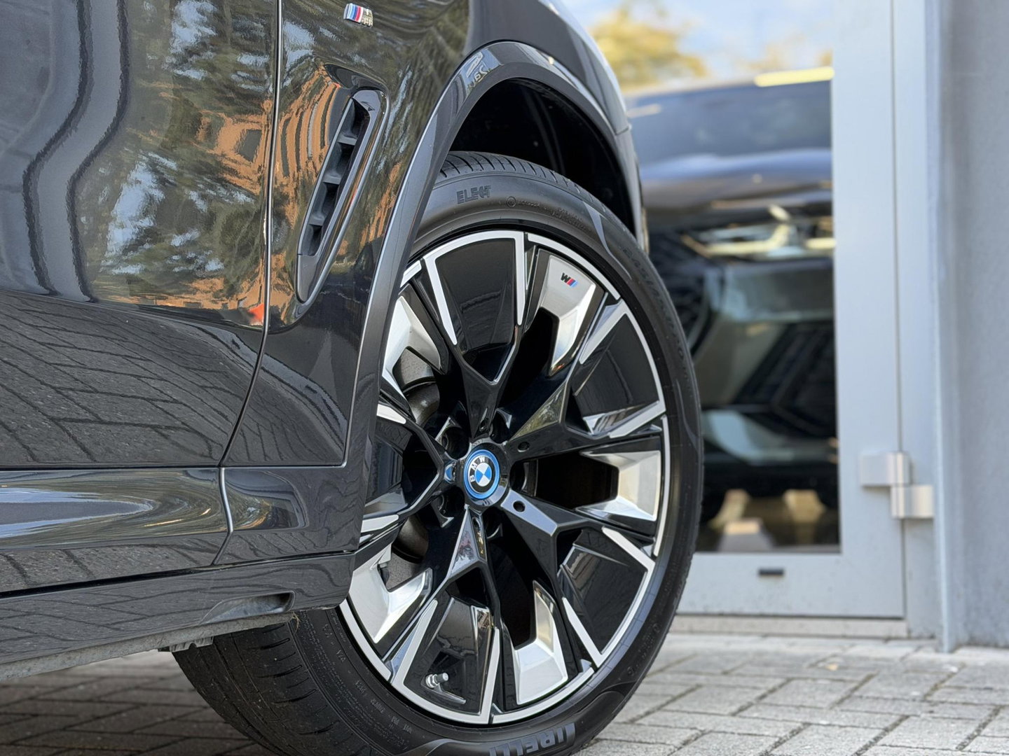 BMW iX3 High Executive 80 kWh M-Sport |Pano|H/K|Laser|360Cam|20"|SOH96%|SOPHISTOGRAU