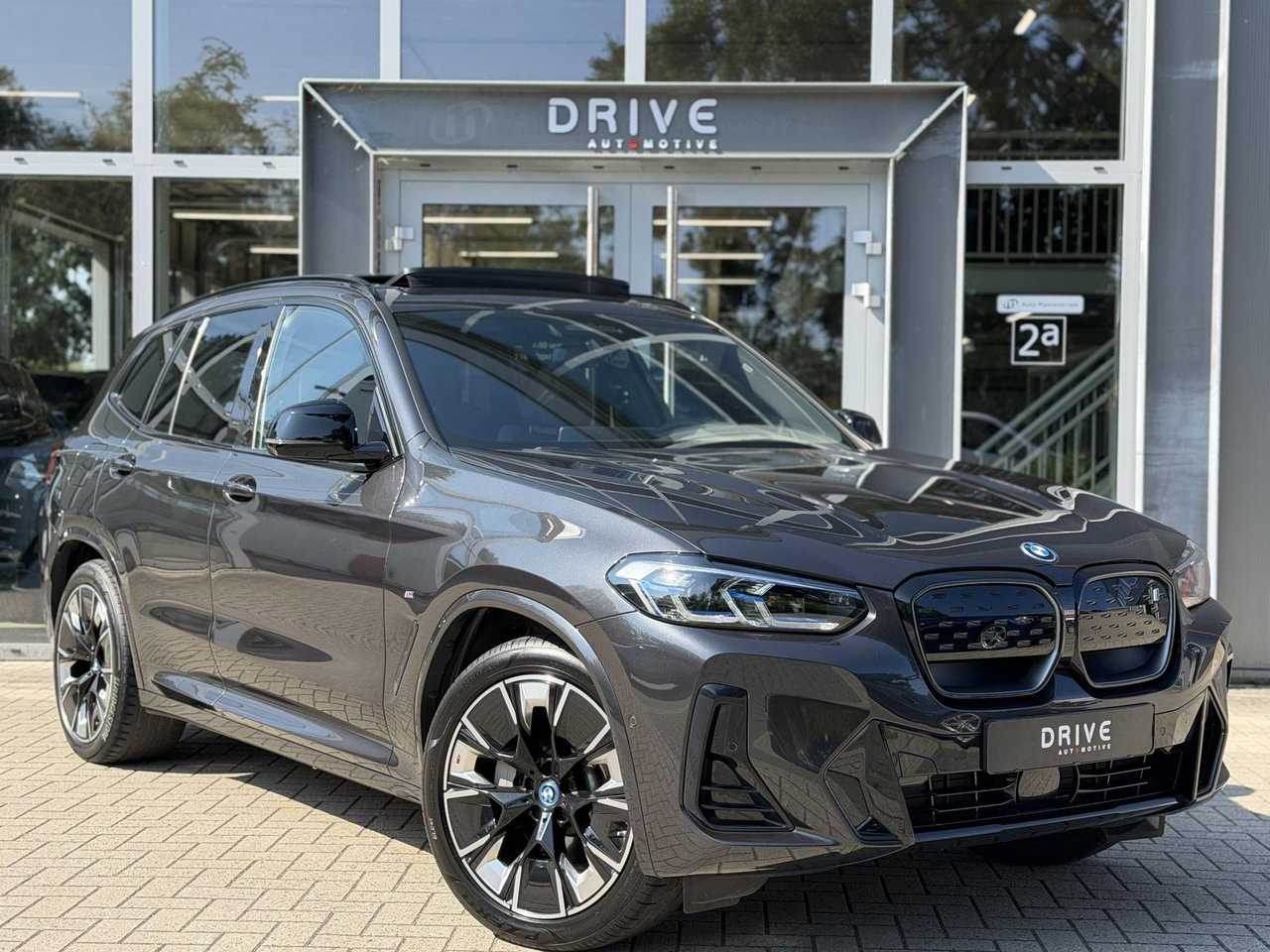BMW iX3