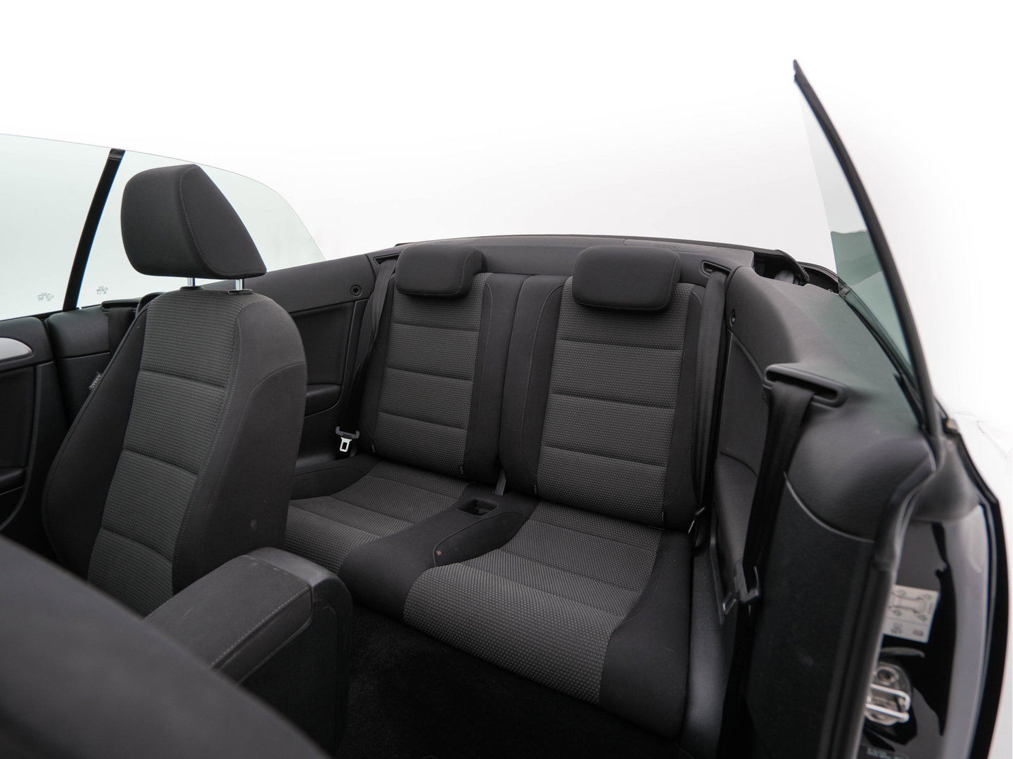 Volkswagen Golf Cabriolet 2.0 TDI Bluemotion Aut. *NAVI-FULLMAP | HEATED-COMFORTSEATS | SHIFTPADDLES | ECC | PARKPILOT | CRUISE | 16''ALU*