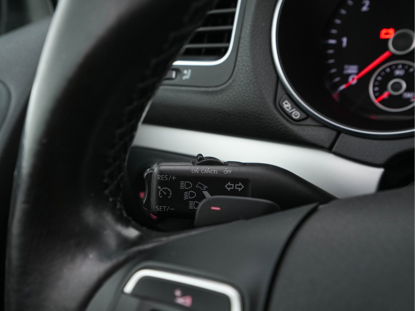 Volkswagen Golf Cabriolet 2.0 TDI Bluemotion Aut. *NAVI-FULLMAP | HEATED-COMFORTSEATS | SHIFTPADDLES | ECC | PARKPILOT | CRUISE | 16''ALU*
