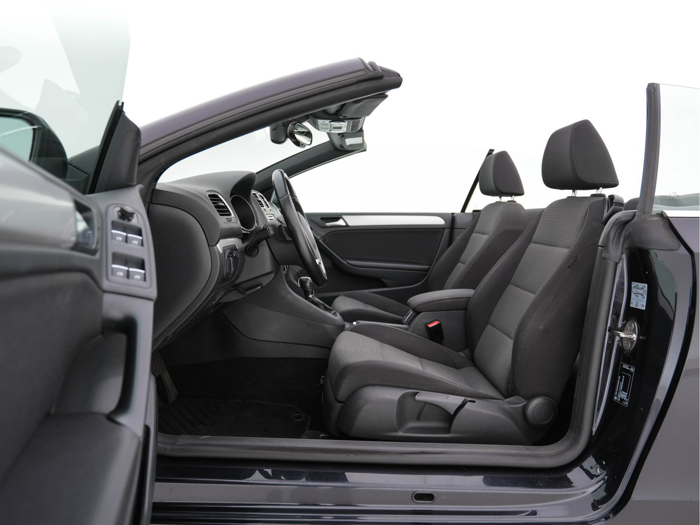 Volkswagen Golf Cabriolet 2.0 TDI Bluemotion Aut. *NAVI-FULLMAP | HEATED-COMFORTSEATS | SHIFTPADDLES | ECC | PARKPILOT | CRUISE | 16''ALU*