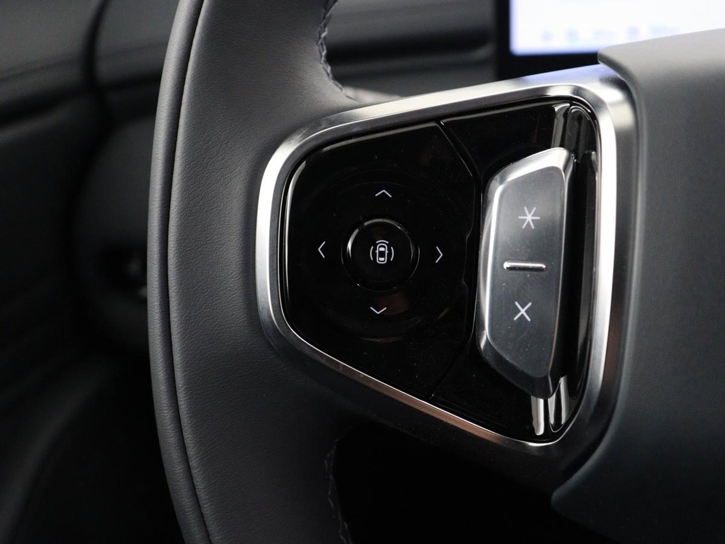 GEELY Starray EM-i 1.5 Pro | Leder | Adaptive cruise | Carplay | Full LED | Dodehoek detectie | 360 camera | DAB |