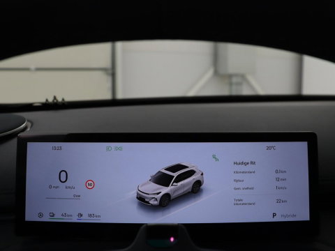GEELY Starray EM-i 1.5 Pro | Leder | Adaptive cruise | Carplay | Full LED | Dodehoek detectie | 360 camera | DAB |