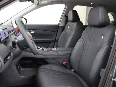 GEELY Starray EM-i 1.5 Pro | Leder | Adaptive cruise | Carplay | Full LED | Dodehoek detectie | 360 camera | DAB |