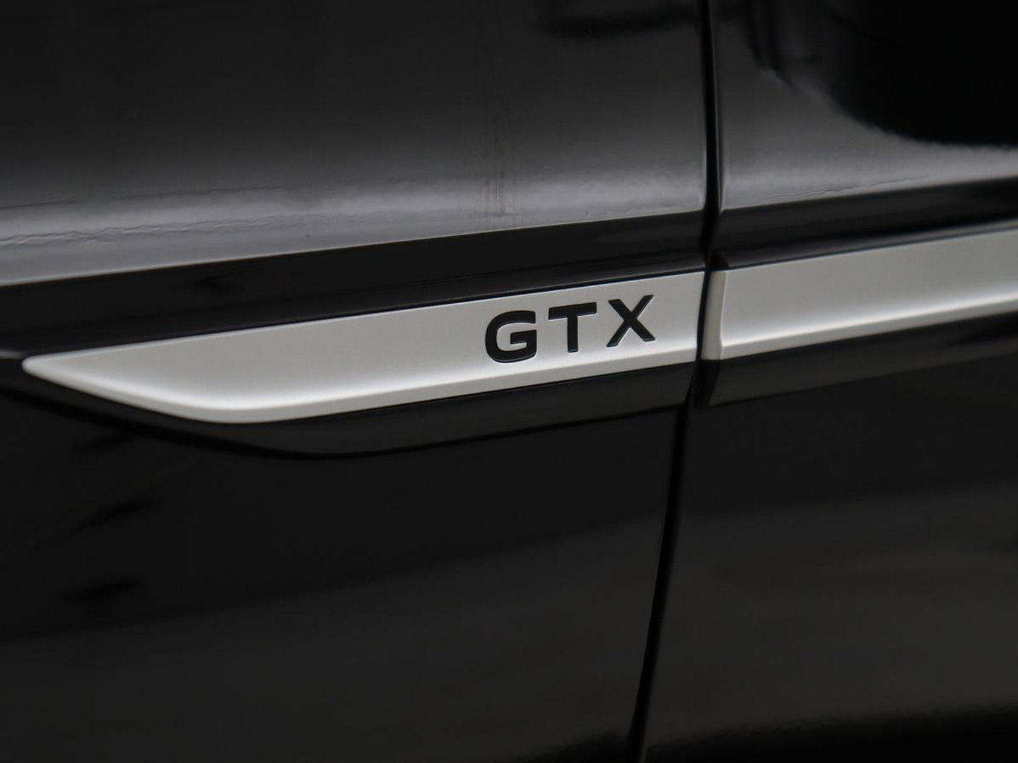 Volkswagen ID.5 GTX 77 kWh | SOH 90,1% | Half leder | Stuur/stoelverwarming | Carplay | Sfeerverlichting | Adaptive cruise | Climate control | Camera | Park assist |