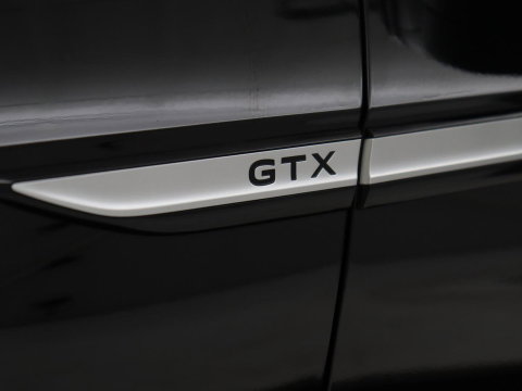 Volkswagen ID.5 GTX 77 kWh | SOH 90,1% | Half leder | Stuur/stoelverwarming | Carplay | Sfeerverlichting | Adaptive cruise | Climate control | Camera | Park assist |
