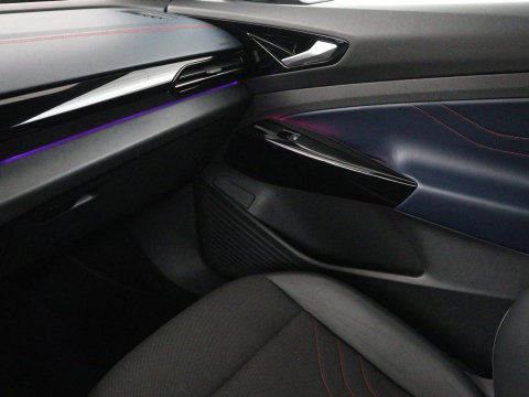 Volkswagen ID.5 GTX 77 kWh | SOH 90,1% | Half leder | Stuur/stoelverwarming | Carplay | Sfeerverlichting | Adaptive cruise | Climate control | Camera | Park assist |