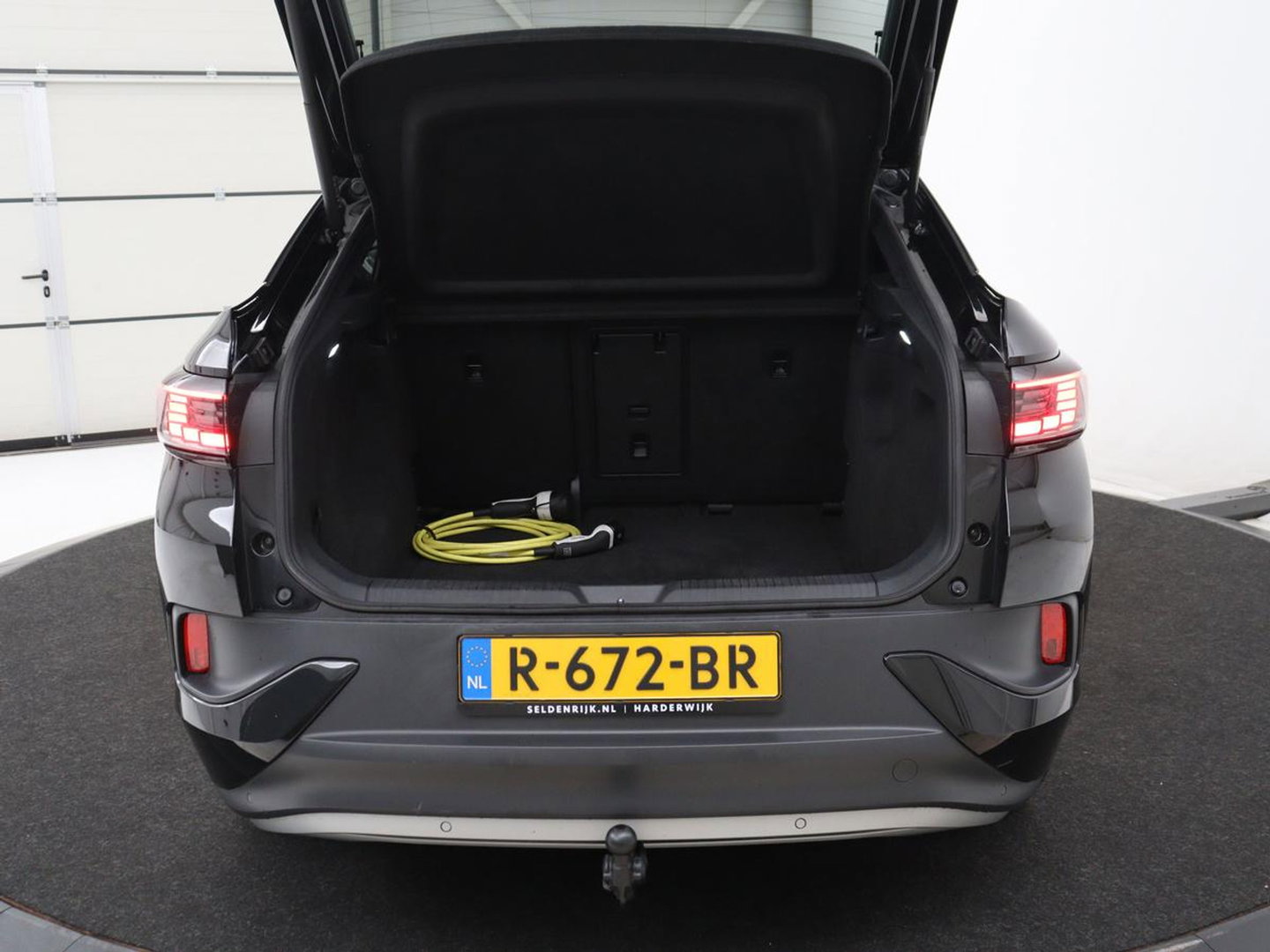 Volkswagen ID.5 GTX 77 kWh | SOH 90,1% | Half leder | Stuur/stoelverwarming | Carplay | Sfeerverlichting | Adaptive cruise | Climate control | Camera | Park assist |