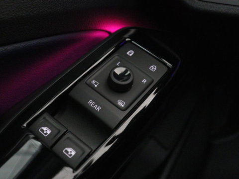 Volkswagen ID.5 GTX 77 kWh | SOH 90,1% | Half leder | Stuur/stoelverwarming | Carplay | Sfeerverlichting | Adaptive cruise | Climate control | Camera | Park assist |
