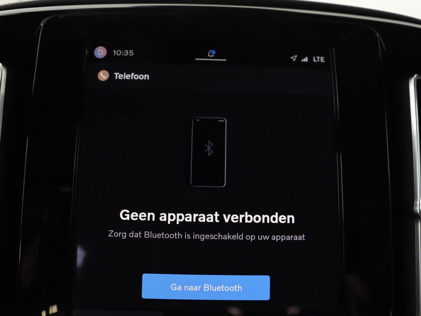 Volvo XC40 Recharge P8 AWD R-Design | SOH 97.1% | Trekhaak | Panoramadak | Leder/alcantara | Stuur/stoel verwarming | Park assit | Carplay |